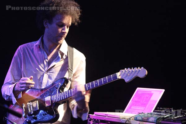 BATTLES - 2007-10-16 - PARIS - Trabendo - 